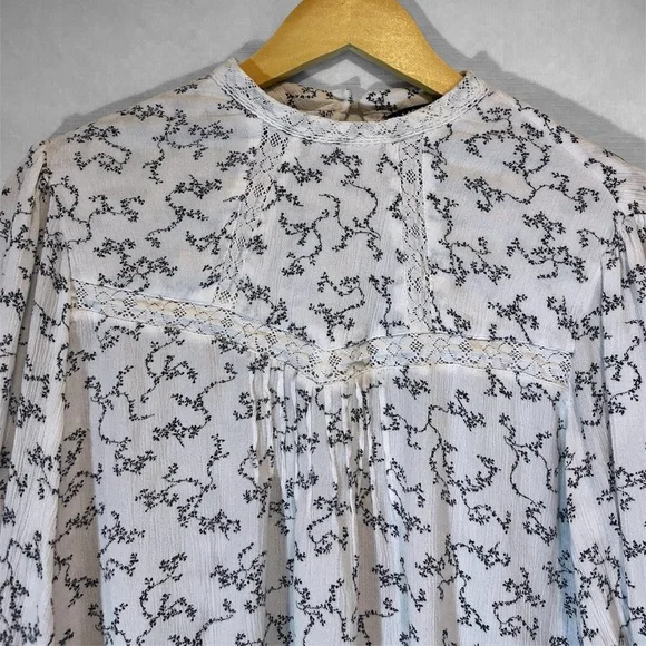 M&S Ivory Floral Boho Cottagecore Blouse Sz 6 - Picture 3 of 9